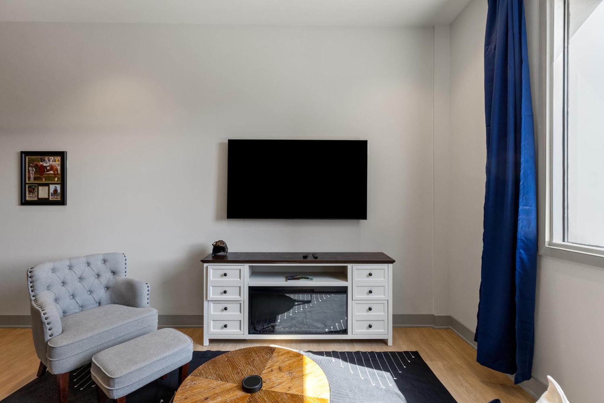 175 Lex - Walkable Downtown Lexington & Rupp Arena - Full Condos Δωμάτιο φωτογραφία